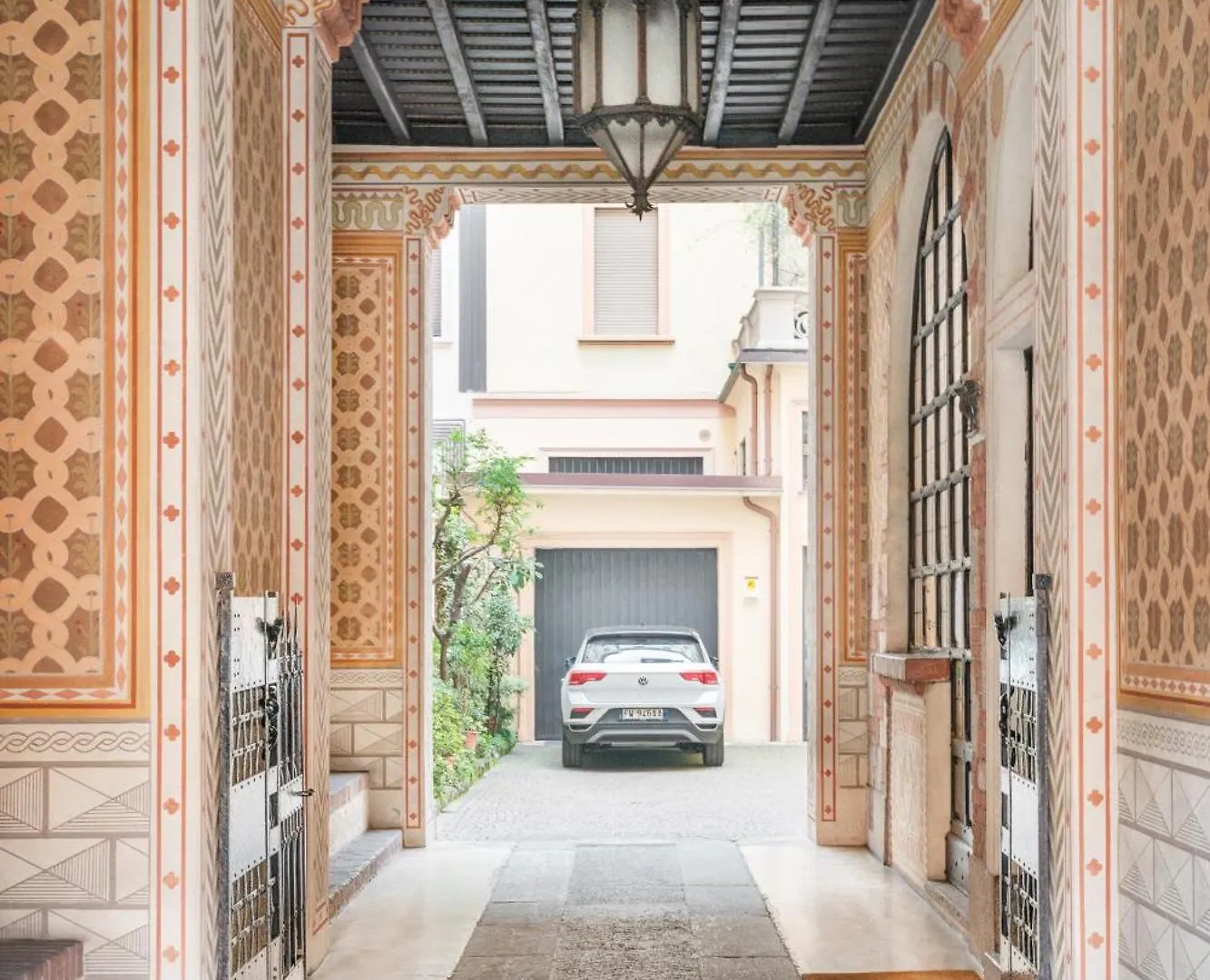 Minimal Apartment Pv Milano